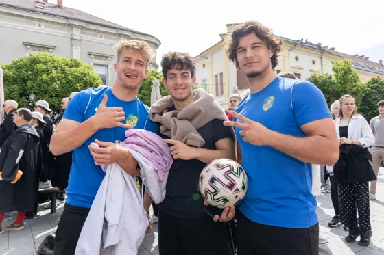 Bolondballagás